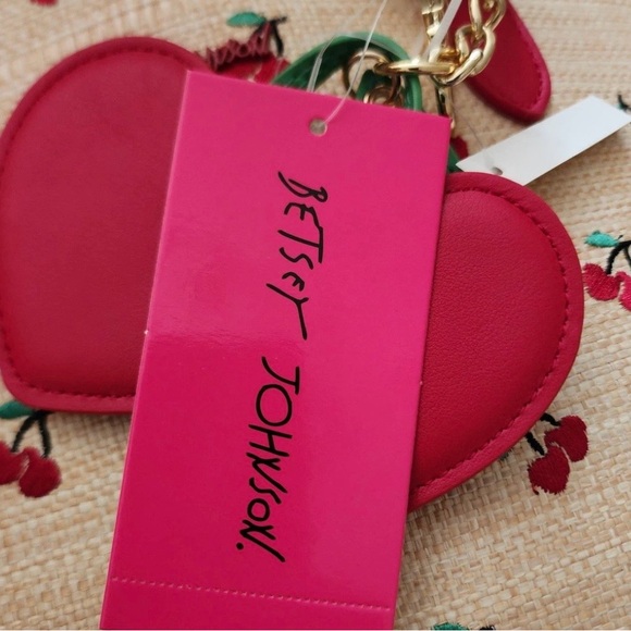 ☀️Betsey Johnson Straw Tote Embroidered Cherry 🍒 Purse - Picture 8 of 9